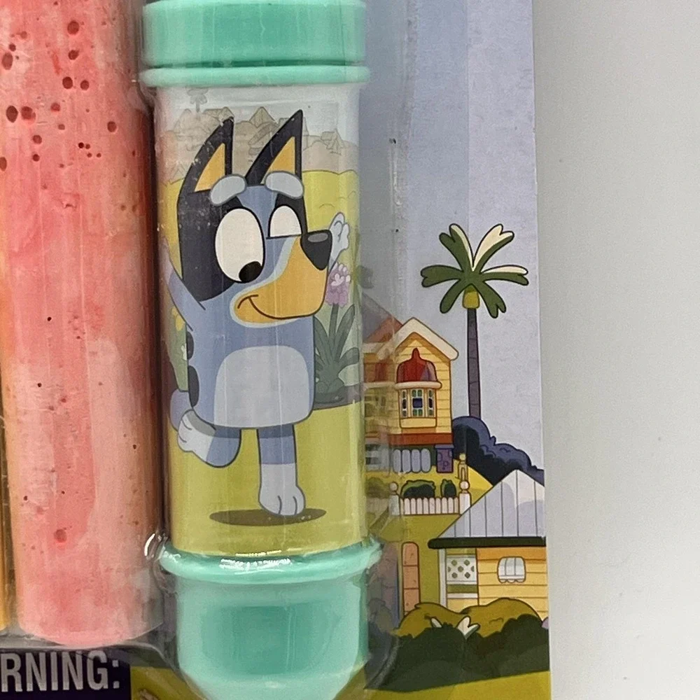 Bluey Chalk Set Little Kids Outdoor Sidewalk Chalk Holder 3+ Ages 4 Colors - Picture 4 of 10